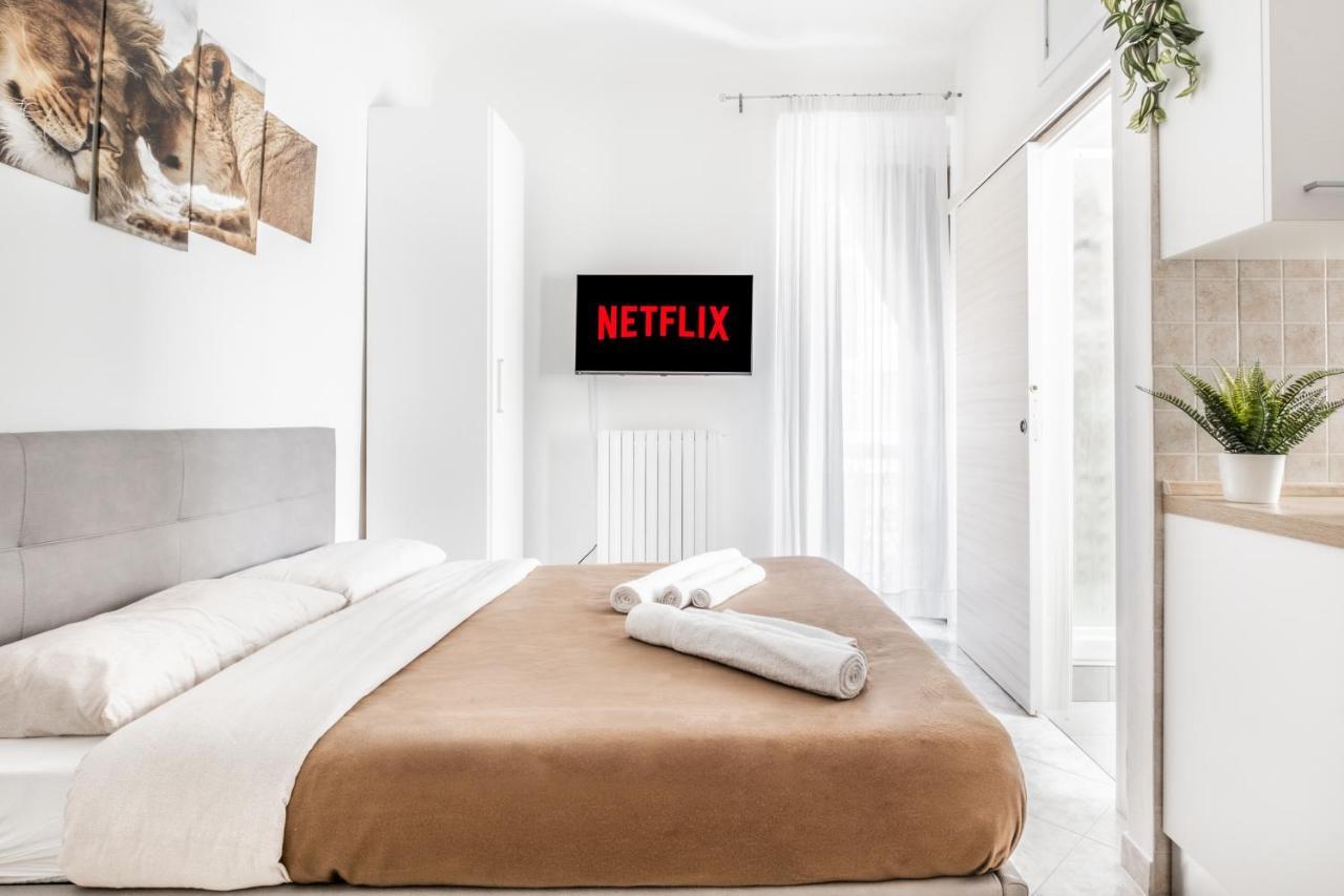 Appartamento Pretty House Navigli-Duomo Netflix & Design Milano Esterno foto