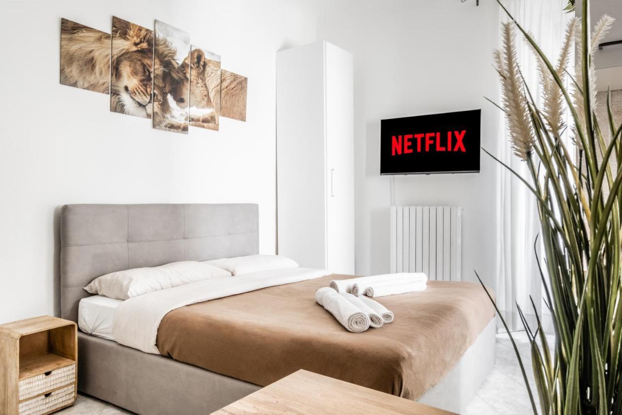 Appartamento Pretty House Navigli-Duomo Netflix & Design Milano Esterno foto